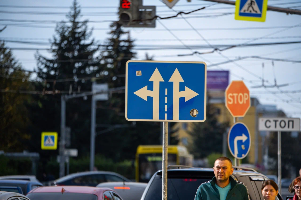 Госавтоинспекция предупреждает: соблюдайте безопасную дистанцию во время дорожного движения