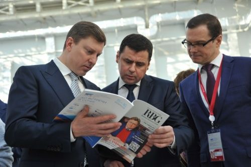 Дмитрий Миронов подписал 9 соглашений о сотрудничестве на всероссийском форуме в Сочи