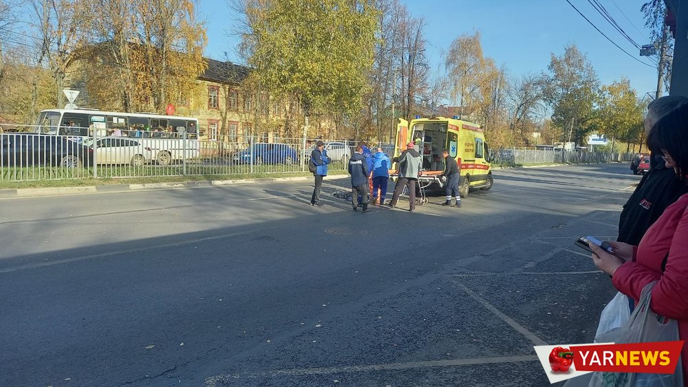 В Заволжском районе Ярославля «Ока» сбила мужчину