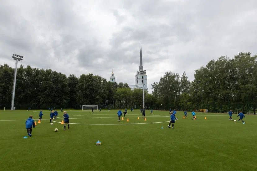В Ярославле открыли футбольные поля регионального центра РФС