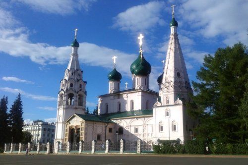 В Ярославле тестируют подсветку храма Ильи Пророка