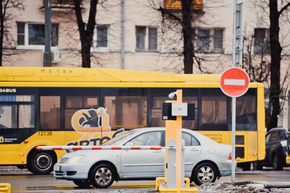 На платной парковке у Ярославля Главного будет работать дежурный