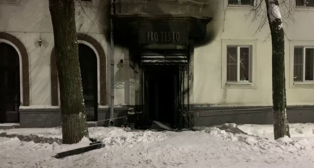 На Волжской набережной в Ярославле сгорела пельменная