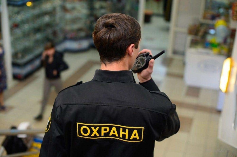 В Ярославском районе охранник «вынес» из магазина электроники товар почти на миллион рублей