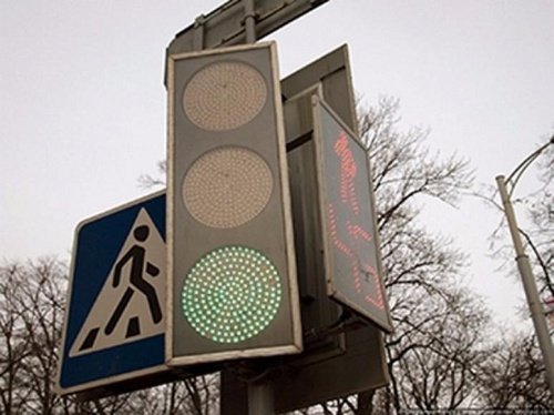 В Ярославле установили пять новых светодиодных светофоров