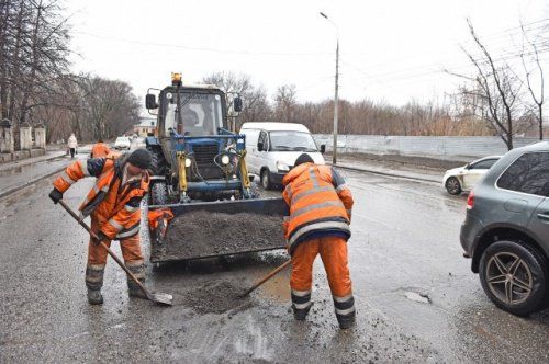  В Ярославле продолжились работы в рамках гарантийного ремонта