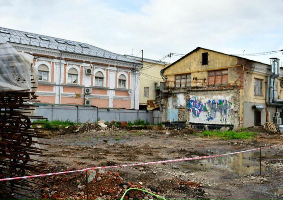 Мэр Ярославля анонсировал встречу с общественностью по поводу строительства кинотеатра возле Сретенского храма