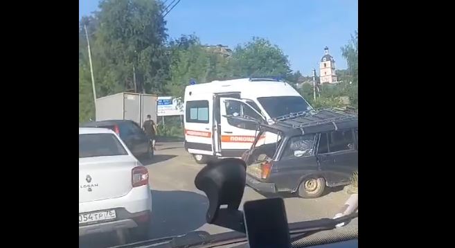 В Переславле-Залесском в ДТП попал автомобиль скорой помощи