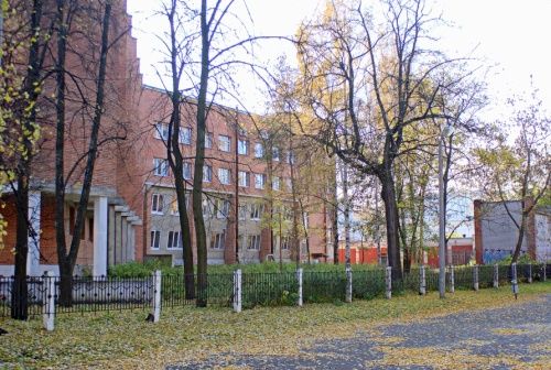 Врачей ярославской больницы №5 пообещали не сокращать при объединении городских больниц