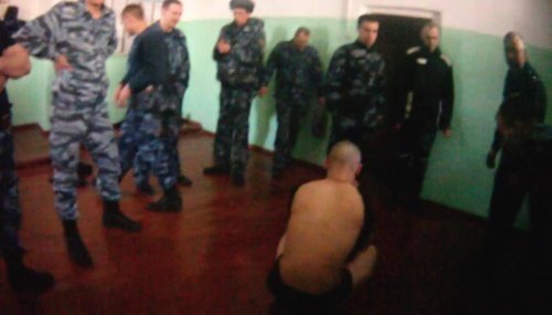 «Общественный вердикт» передал журналистам новые видеосвидетельства пыток в ярославской ИК-1