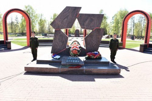 В Ярославле торжественно захоронили останки бойца, погибшего под Ленинградом
