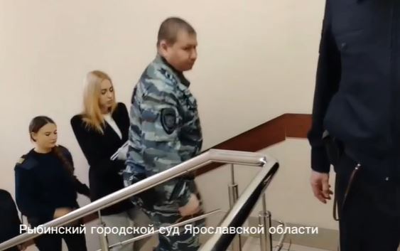 Уголовное дело 47 томов: в Рыбинске начался суд над девушкой, подозреваемой в мошенничестве
