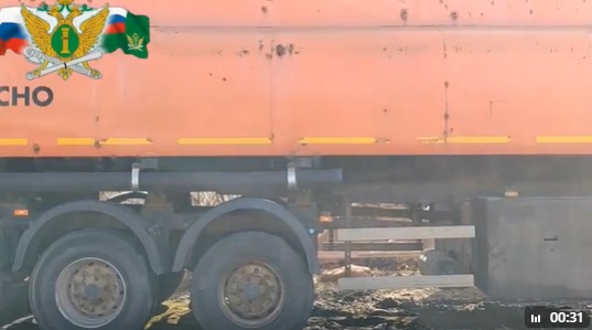 В Ярославле у предпринимателя-должника арестовали цистерны-бензовозы