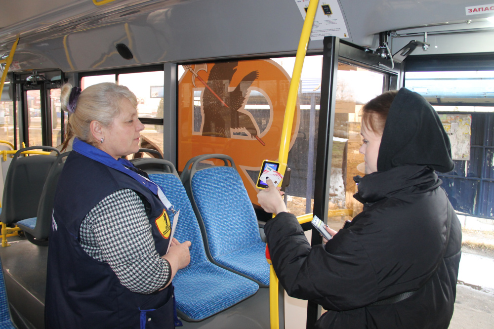 В Ярославле и Ярославском районе в автобусах начали штрафовать безбилетников