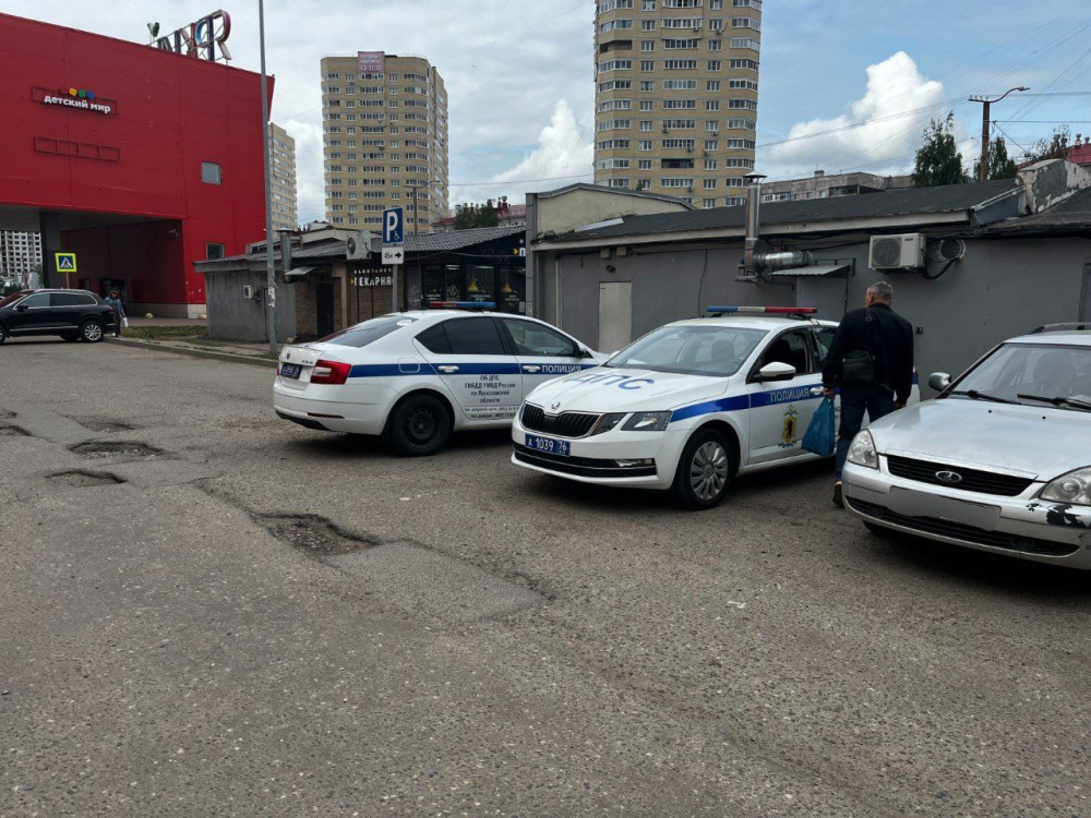 Администрацию ярославского торгового центра обязали обустроить парковочные места для маломобильных граждан