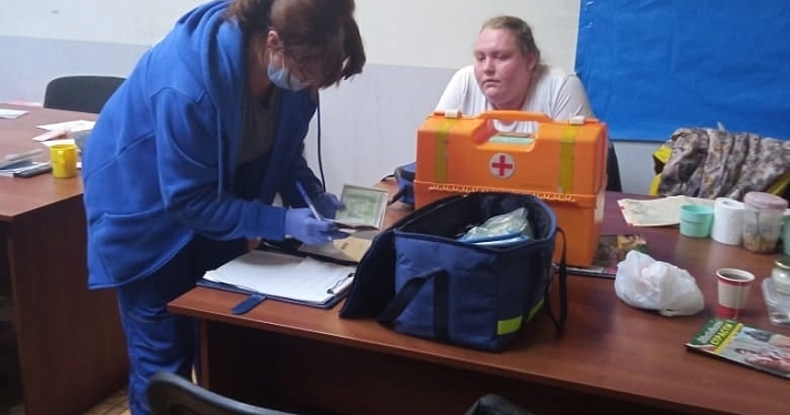 Запертых в душном зале работников ярославского «ПАТП» распустили по домам
