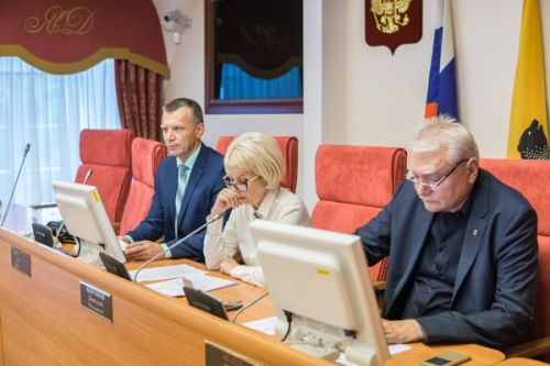 Ярославские депутаты отказываются от понятия «пенсионный возраст». Его заменят возрастным цензом