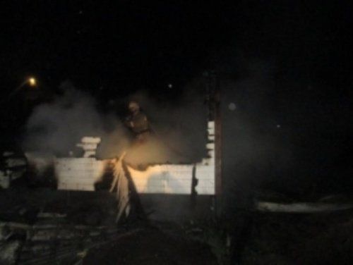 Ночью в Ярославском районе сгорел частный дом 