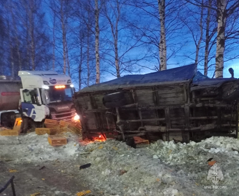 День жестянщика: на Московском проспекте столкнулись два грузовика, а на Суринском путепроводе пробка из-за ДТП