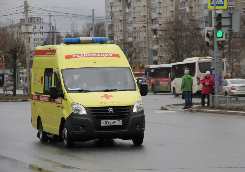 В Дзержинском районе Ярославля двое детей пострадали в результате ряда ДТП