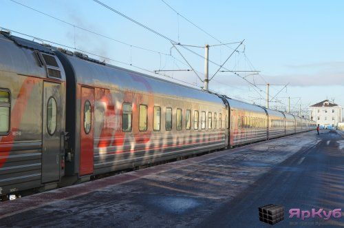 В поезда Ярославль-Москва вернули вагоны для сидения
