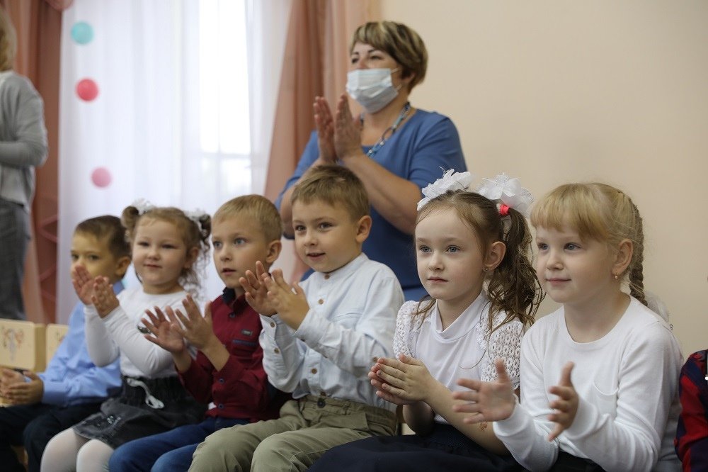 Эксперты раскрыли, сколько зарабатывают воспитатели в Ярославской области