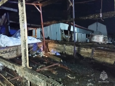 В Ярославле тушили пожар почти четыре часа