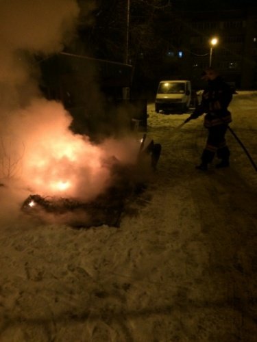 В Переславле-Залесском случился пожар на контейнерной площадке