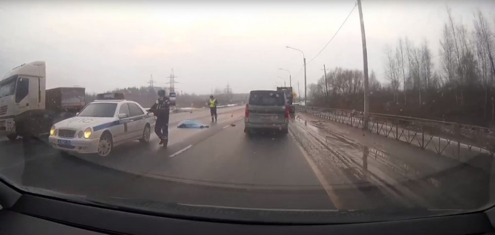 В Ярославле насмерть сбили пешехода: видео