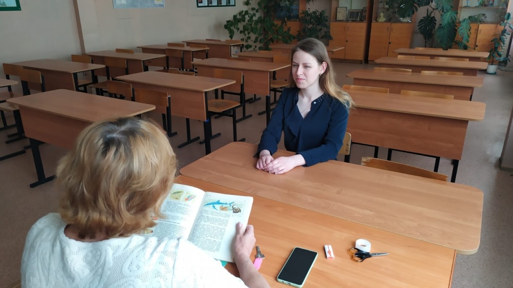 Две школьницы из Ярославской области окончили школу экстерном