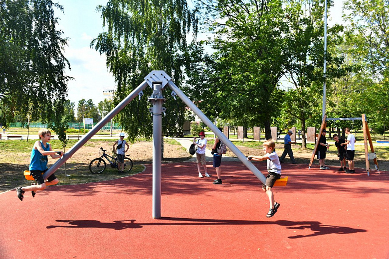 В Ярославле завершается ремонт в парке «Рабочий сад»
