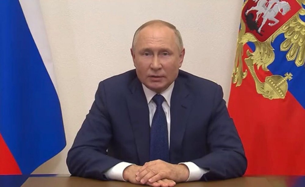 Путин объявил об изменениях ковидных ограничений