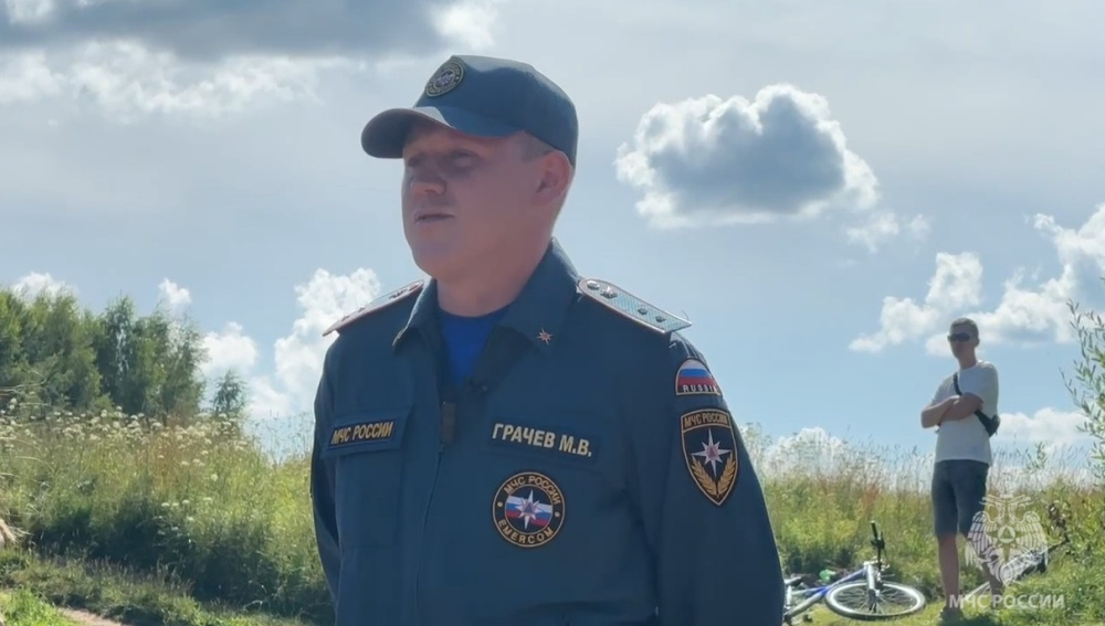Отдыхавший на пляже ярославский пожарный с интервалом в час спас двух мужчин и девочку