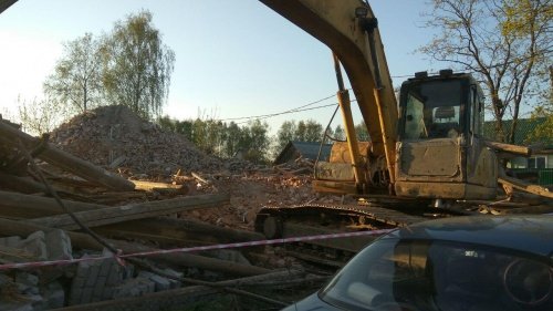 Фото дня. Руины здания волостного управления в Диево-Городище, разрушенного 7 мая