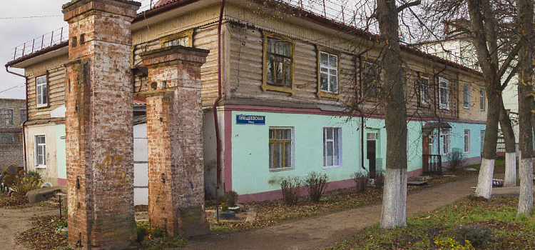 Торгов не будет: старинную вышивальную фабрику в Переславле на заберут у владельца в обмен на реставрацию