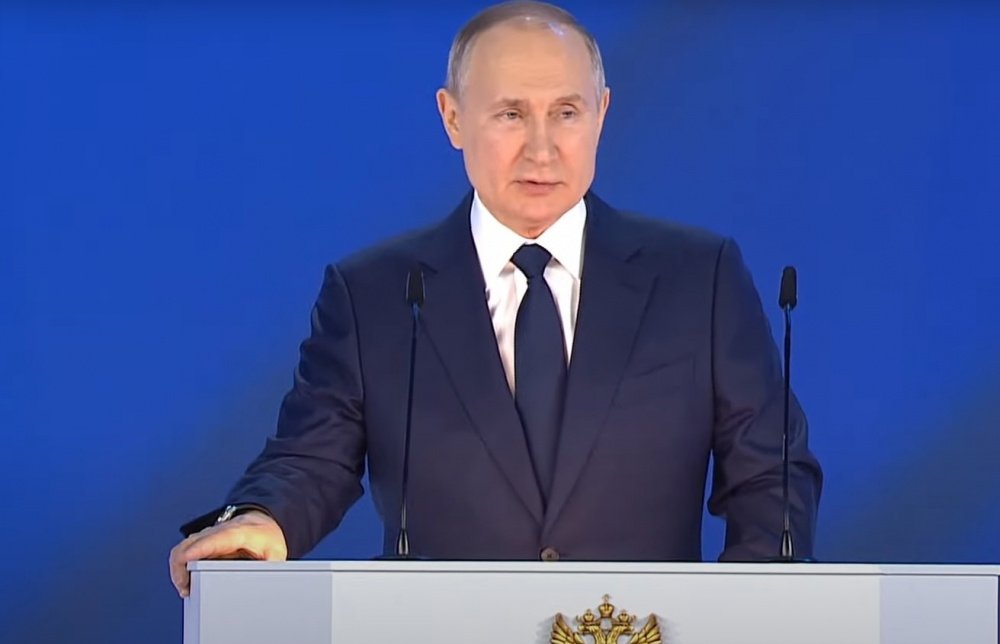 По 10 тысяч рублей для семей с детьми: Владимир Путин назначил новые пособия