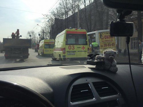 В Ярославле столкнулись две маршрутки: есть пострадавшие