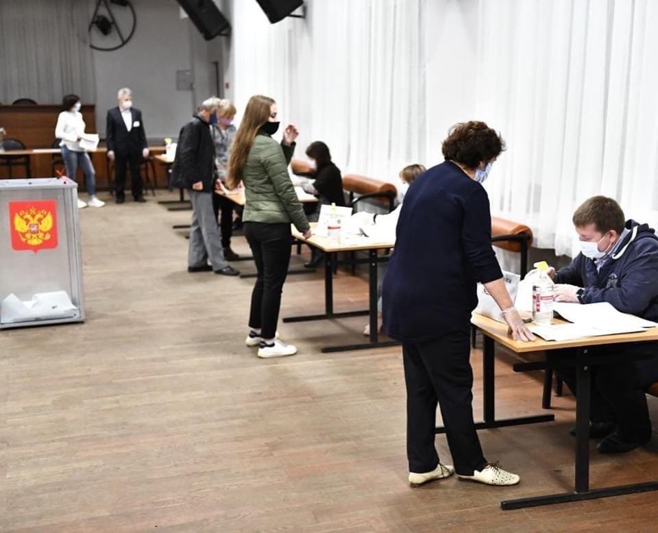 В Ярославской области открылись участки для голосования: за кого можно проголосовать