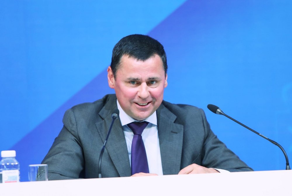 Губернатор Дмитрий Миронов: "Интернет появится во всех населенных пунктах области с численностью населения от 250 до 500 человек"