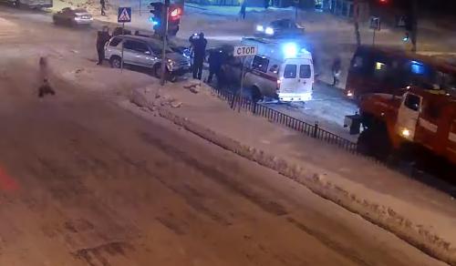 В ДТП на перекрёстке Машиностроителей и Орджоникидзе пострадала пятилетняя девочка