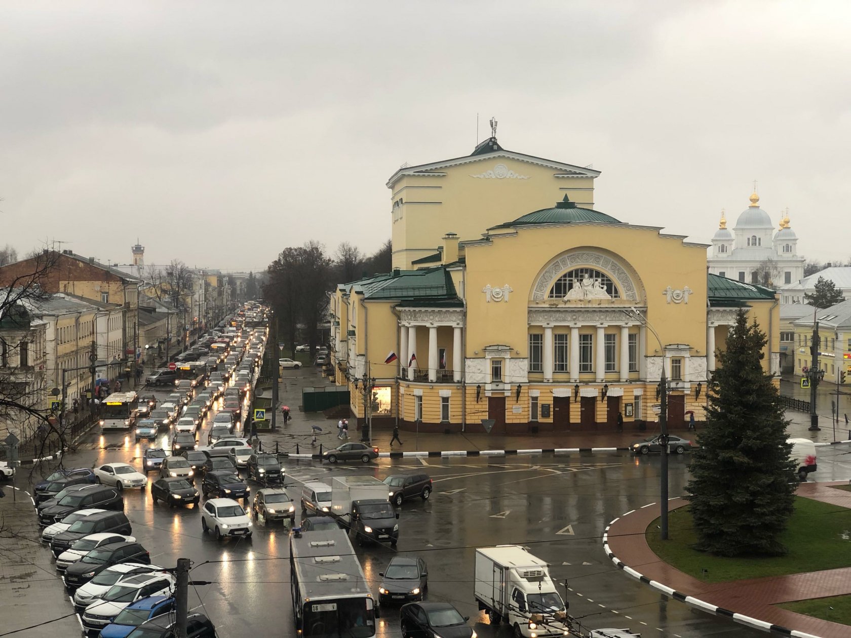 В Ярославле девятибалльные пробки: где затруднено движение | 03.03.22 |  Яркуб