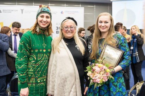 Ярославна удостоена Национальной премии в области индустрии моды «Золотое веретено-2016»