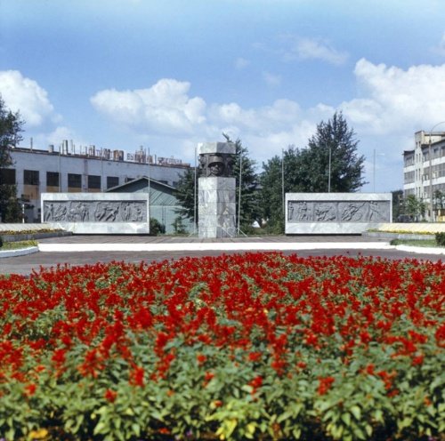 Военный мемориал Ярославского моторного завода посчитали недостойным статуса объекта культурного наследия