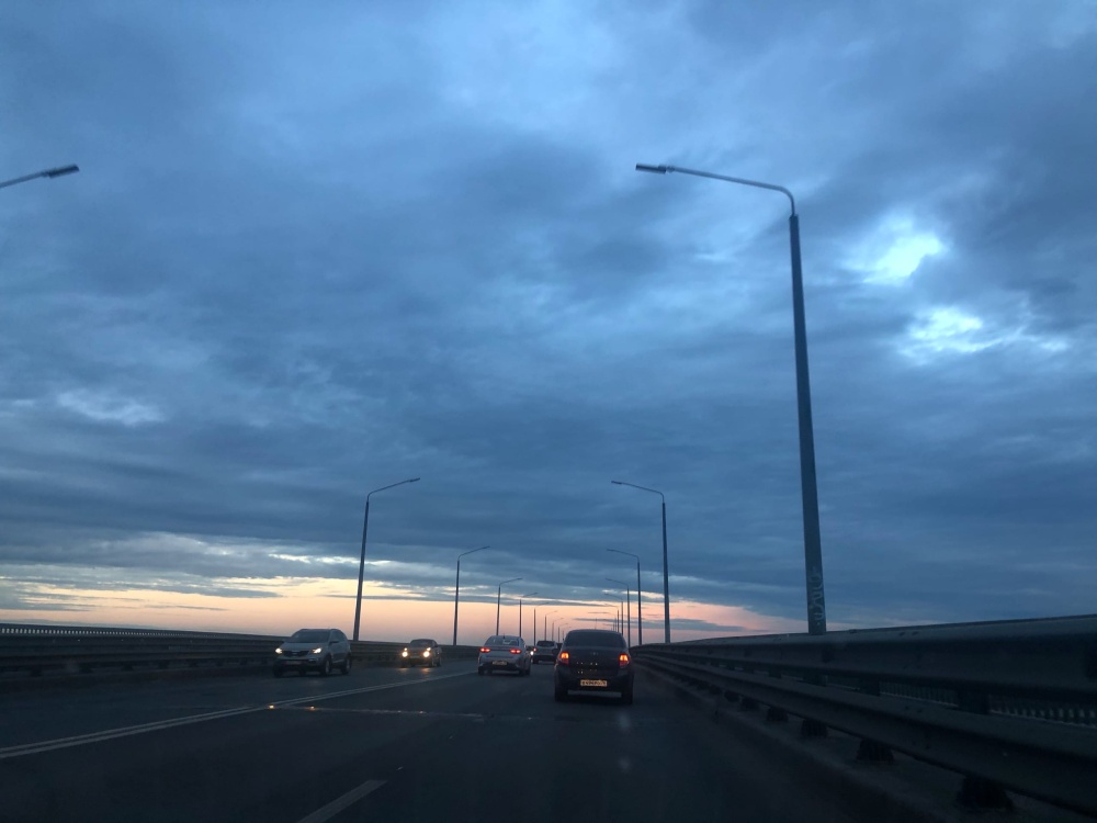 На Октябрьском мосту в Ярославле ограничат движение транспорта