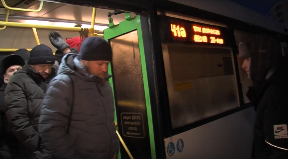 В Ярославле проверили автобусы на загруженность