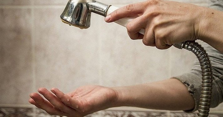 Три недели без воды: в Ярославле решают проблему села Всехсвятское
