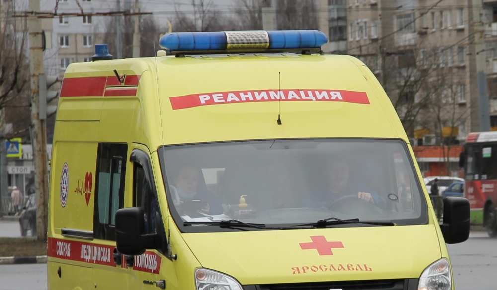 В центре Ярославля на улице скончалась женщина