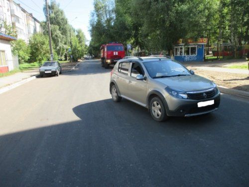 В Ярославле водитель автомобиля «Рено Сандеро» сбил пешехода 