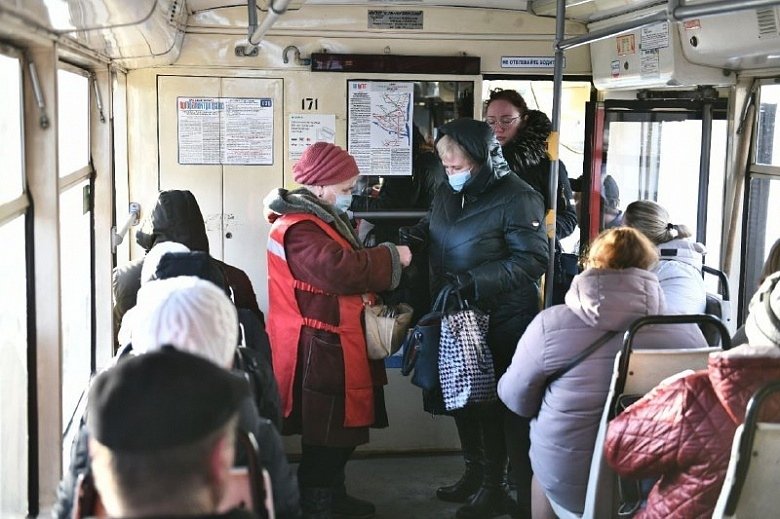 «Кормят завтраками»: водитель троллейбуса из Ярославля о невыплаченных зарплатах