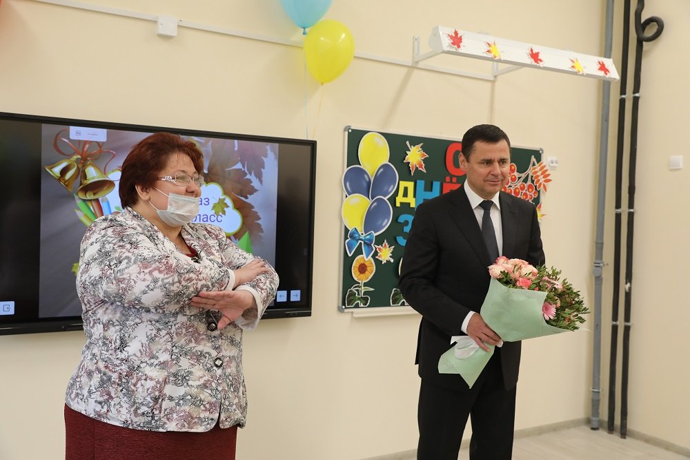 Губернатор поздравил учеников новой школы в Ярославле с Днем знаний 